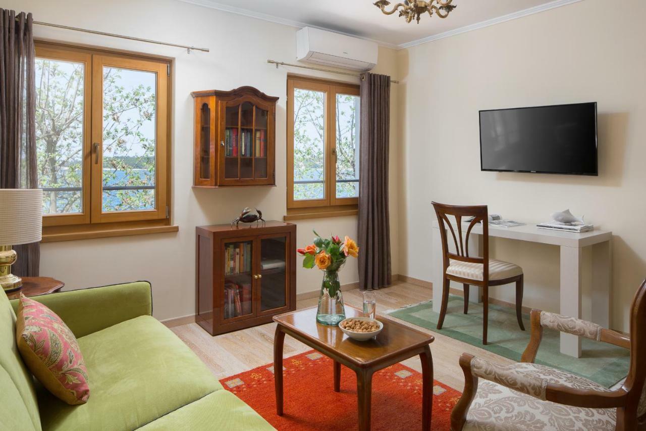 Valdibora Sea View Residence روفينج المظهر الخارجي الصورة