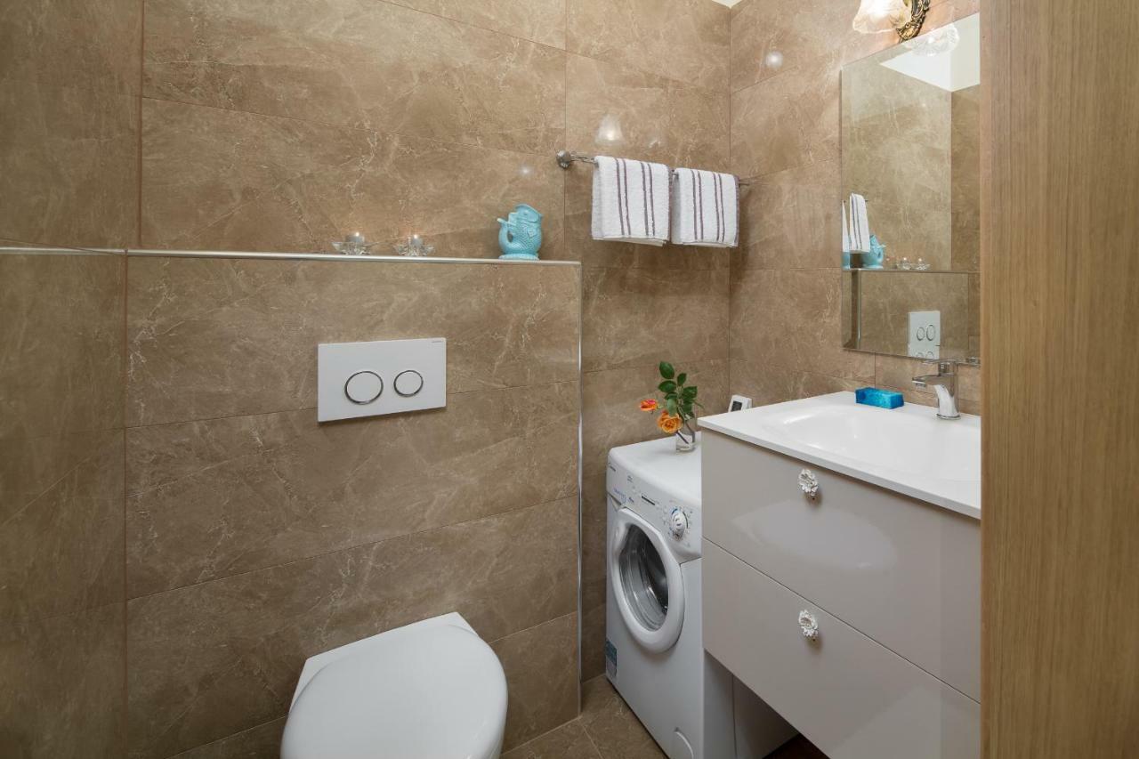 Valdibora Sea View Residence روفينج المظهر الخارجي الصورة